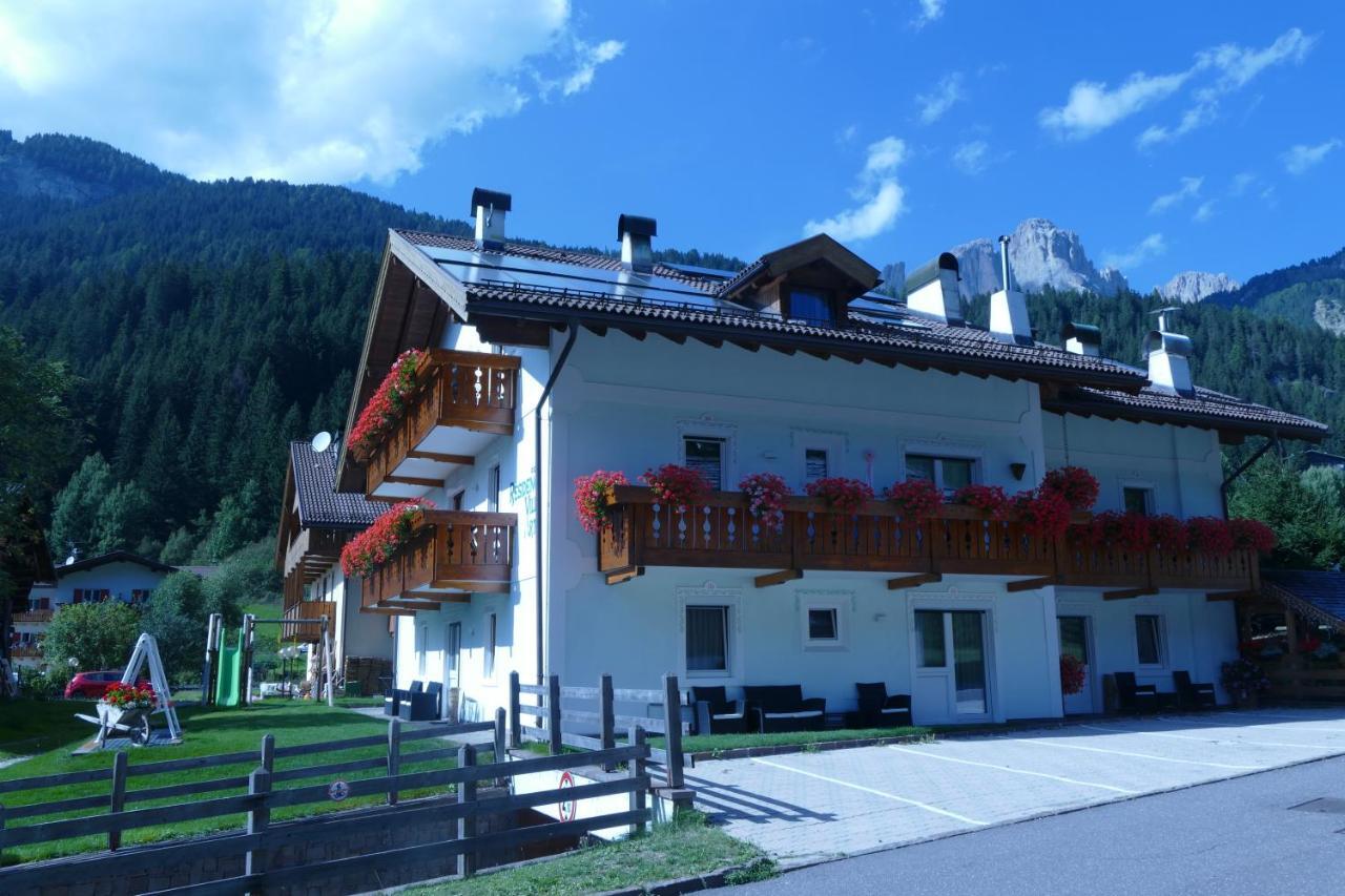 Villa Artic Apartments Campitello di Fassa Exterior foto